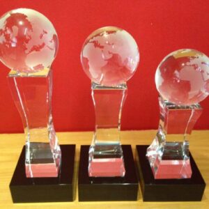 G53 – World Globe Crystal Award