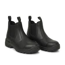 PASSION BLACK CHELSEA BOOT ( NSTC ) SIZE 6